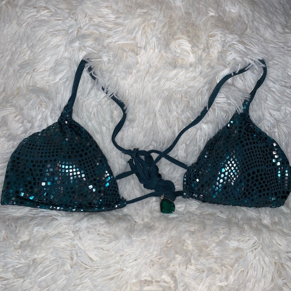 Tigerlily womenβs green dazzle mermaid bikini set - Picture 3 of 5